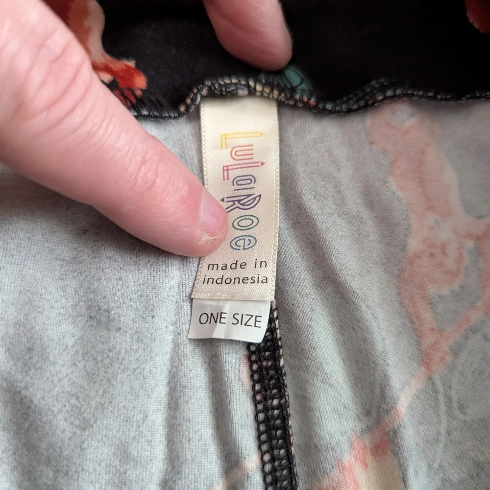 LuLaRoe Multicolor Monkey Print One Size Leggings - Picture 3 of 4
